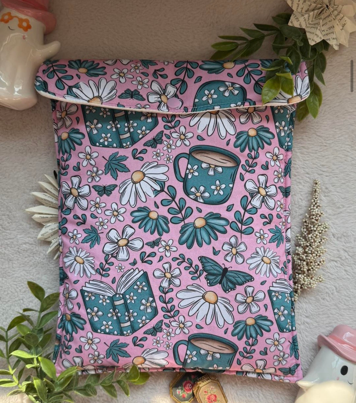 XL Quilted Hardback Case - Christmas Edition